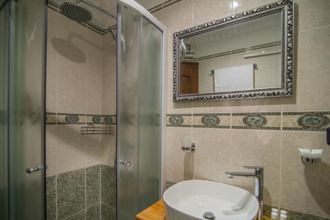 Bella Natka Bed And Breakfast Rovinj Exterior foto